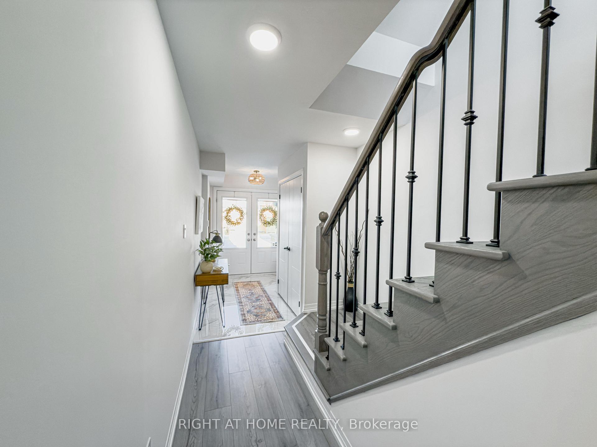 Photo 5 of 31 Bavin Street, Clarington, Bowmanville — HOMEH