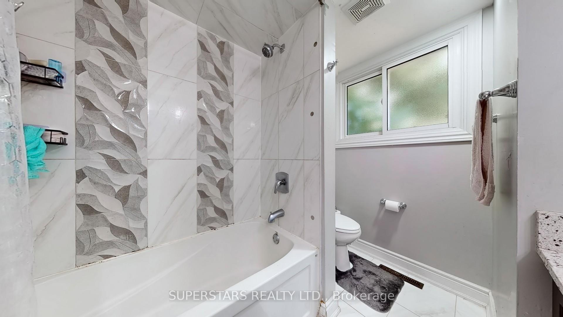 Photo 31 of 324 Mohawk Road W, Hamilton, Buchanan — HOMEH