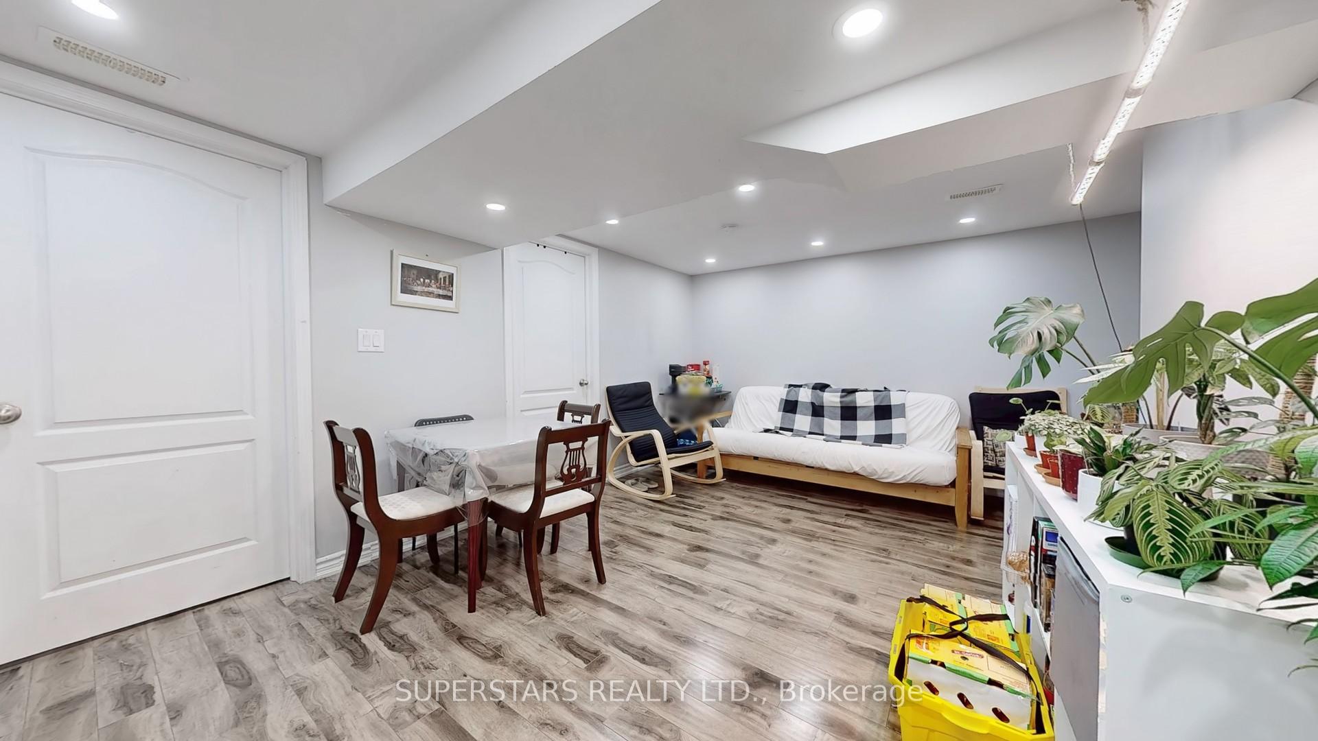 Photo 20 of 324 Mohawk Road W, Hamilton, Buchanan — HOMEH