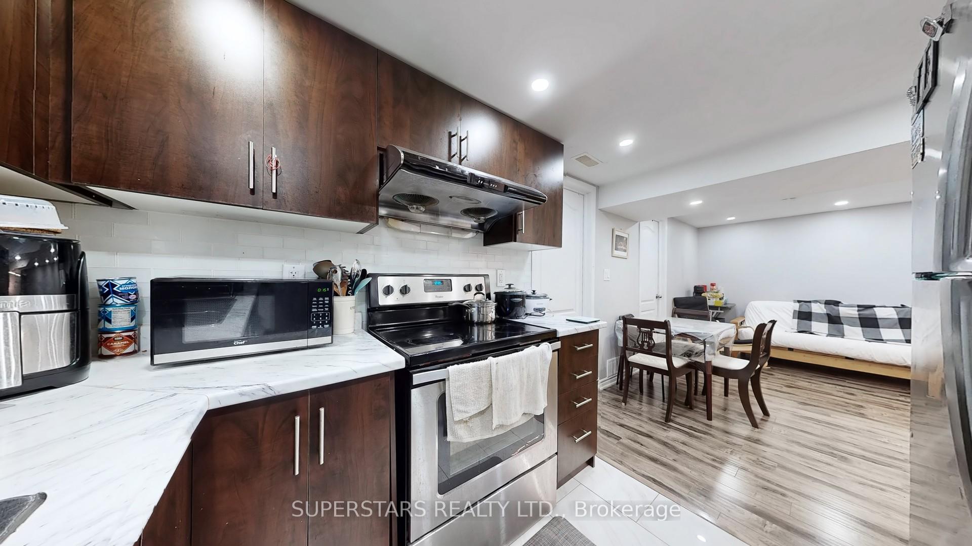 Photo 27 of 324 Mohawk Road W, Hamilton, Buchanan — HOMEH