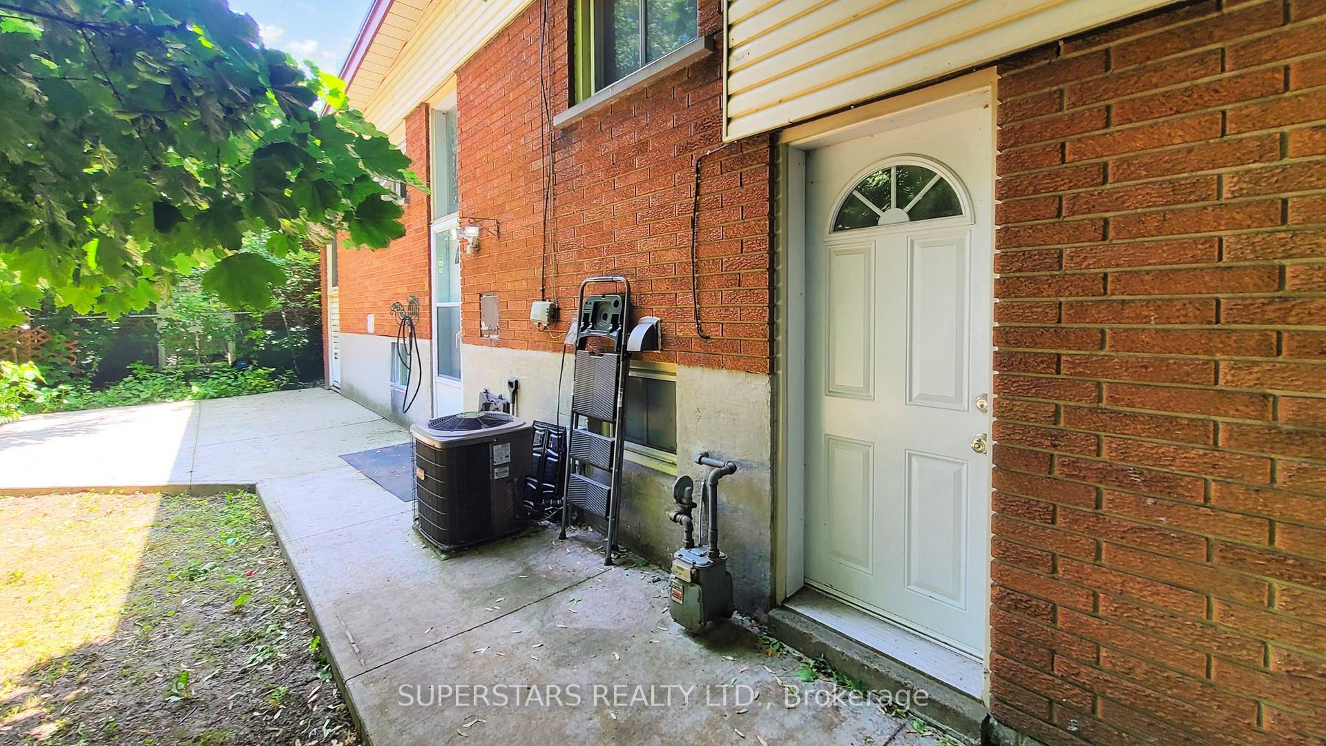Photo 47 of 324 Mohawk Road W, Hamilton, Buchanan — HOMEH