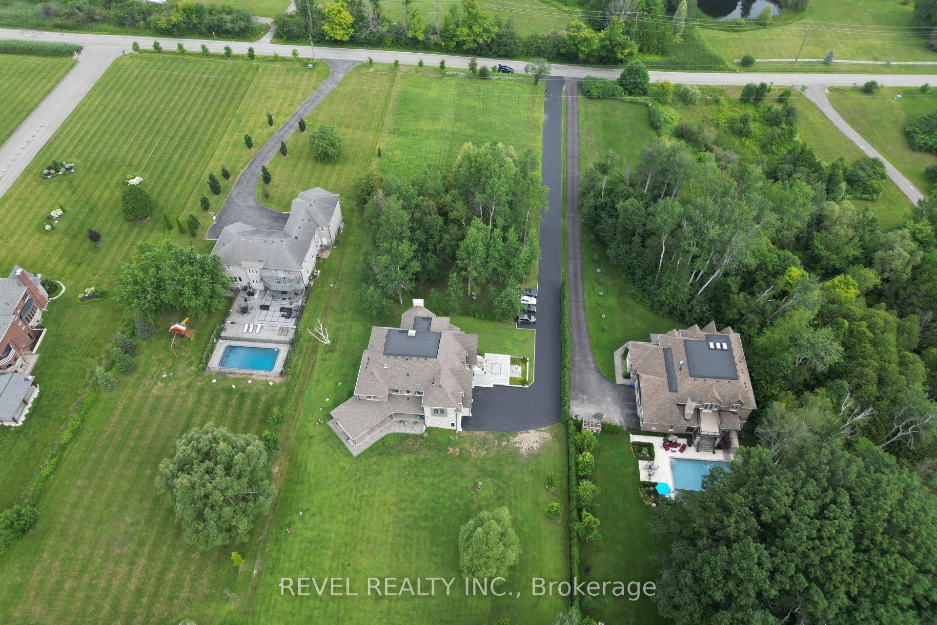 Photo 2 of 249 5th Concession Road E, Ajax, Northeast Ajax — HOMEH