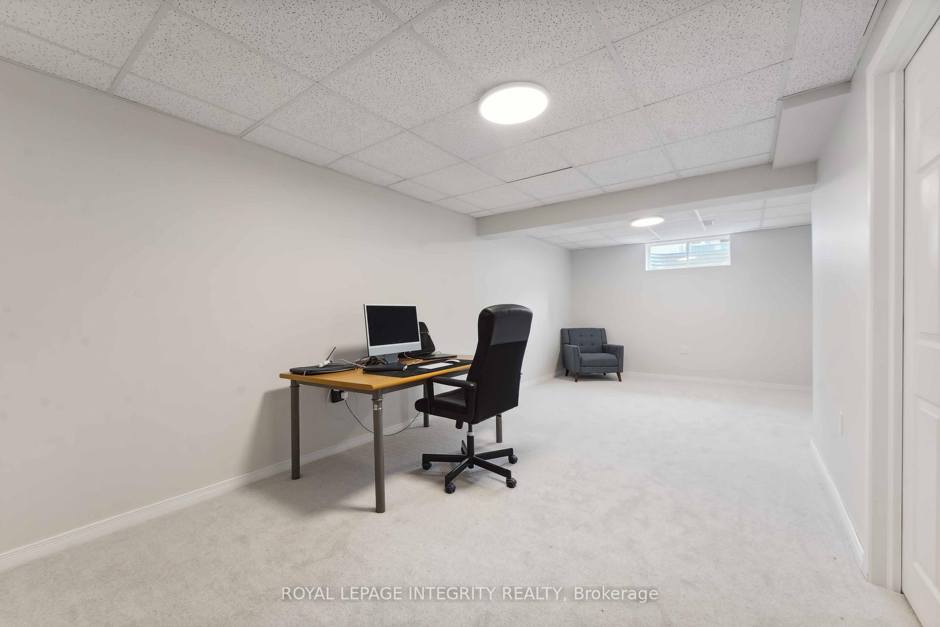 Photo 18 of 141 Lockhaven Private, Ottawa, Barrhaven - Stonebridge — HOMEH