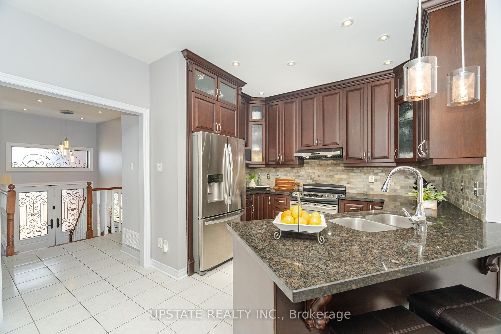 Photo 12 of 14 Kirkwood Crescent, Caledon, Rural Caledon — HOMEH