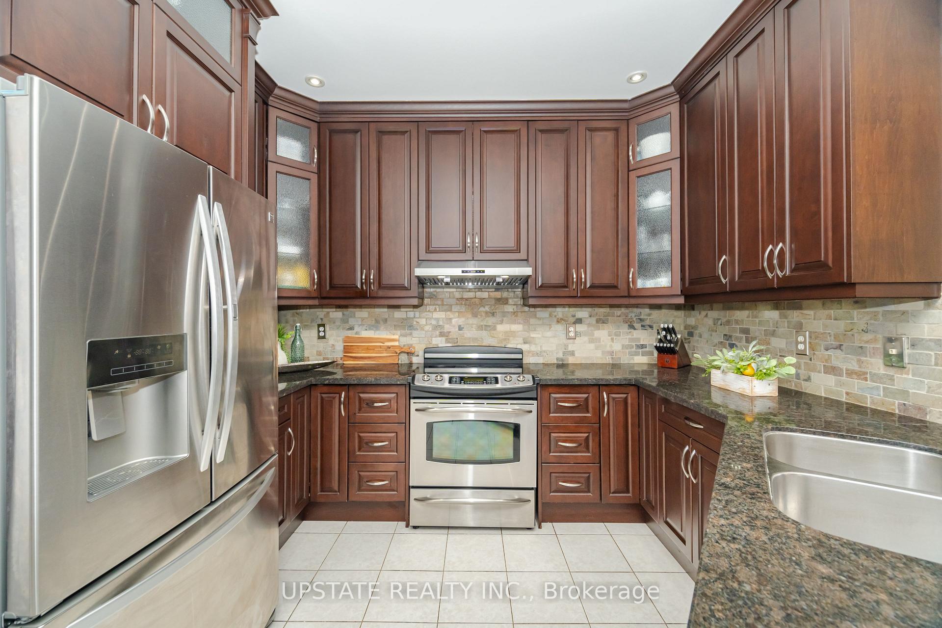 Photo 9 of 14 Kirkwood Crescent, Caledon, Rural Caledon — HOMEH