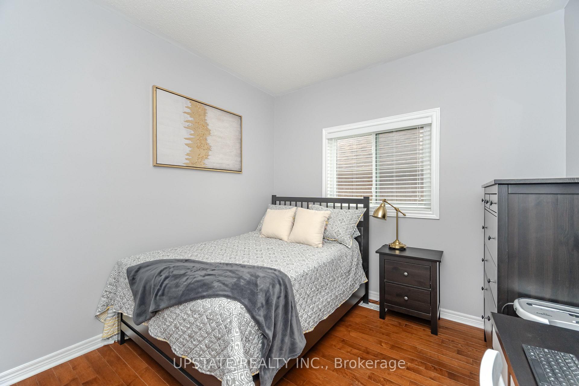 Photo 10 of 14 Kirkwood Crescent, Caledon, Rural Caledon — HOMEH