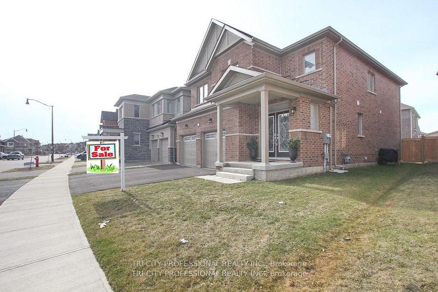 Photo 31 of 16 Dolucci Crescent, Brampton, Northwest Brampton — HOMEH