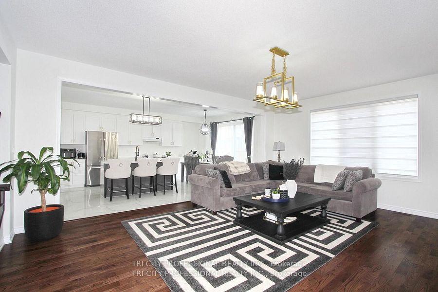 Photo 25 of 16 Dolucci Crescent, Brampton, Northwest Brampton — HOMEH