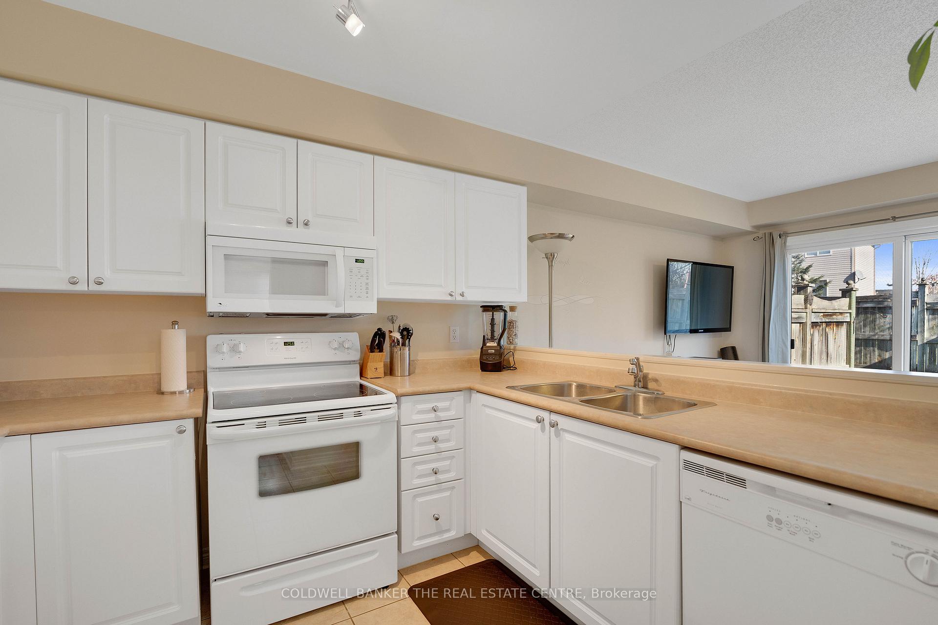 Photo 9 of Unit 34, 430 Mapleview Drive E, Barrie, Painswick South — HOMEH