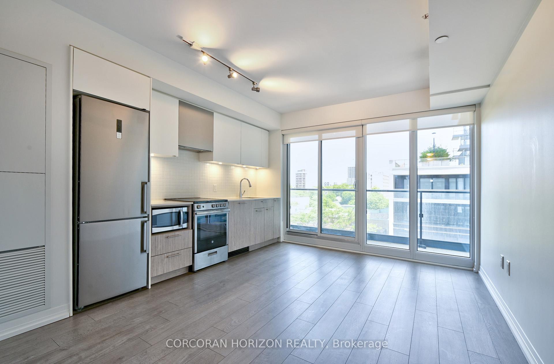 Front of Unit 627, 251 Jarvis Street