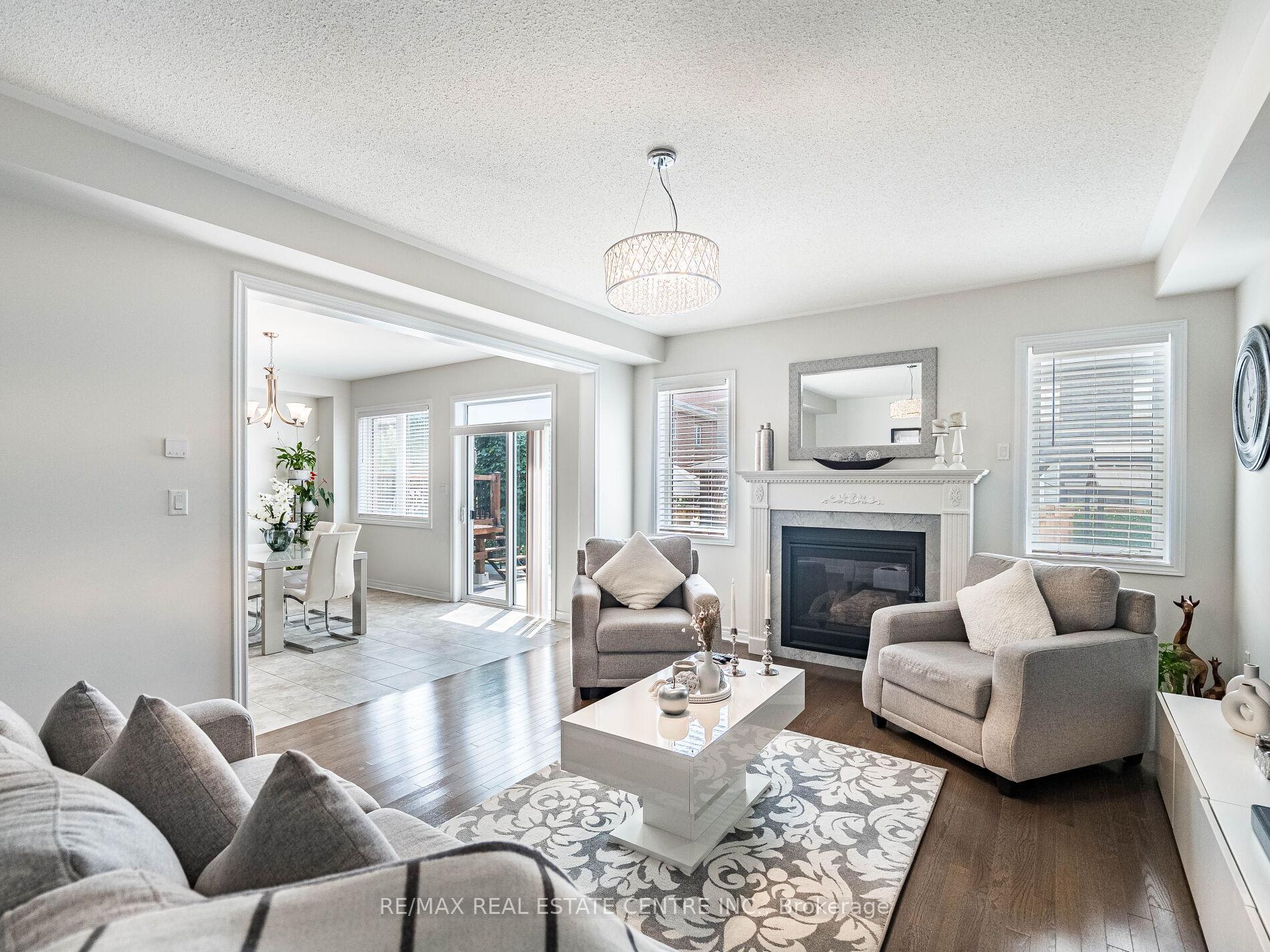 Photo 21 of 36 Isle Royal Terrace, Brampton, Bram West — HOMEH