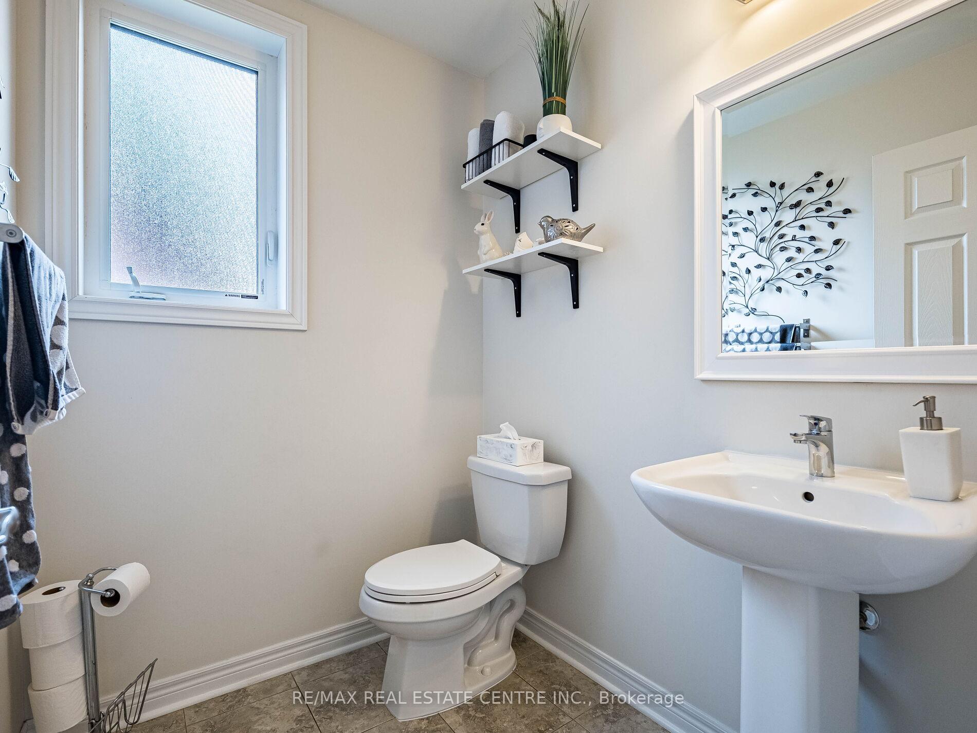 Photo 46 of 36 Isle Royal Terrace, Brampton, Bram West — HOMEH