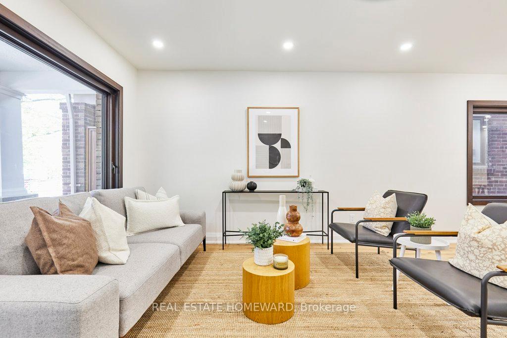 Photo 12 of 359 Scarborough Road, Toronto, The Beaches — HOMEH