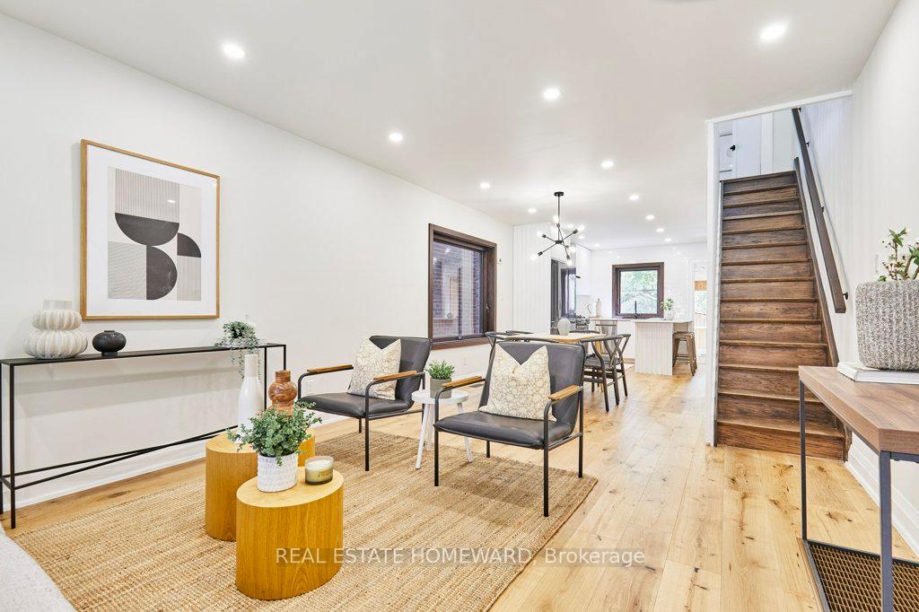 Photo 6 of 359 Scarborough Road, Toronto, The Beaches — HOMEH