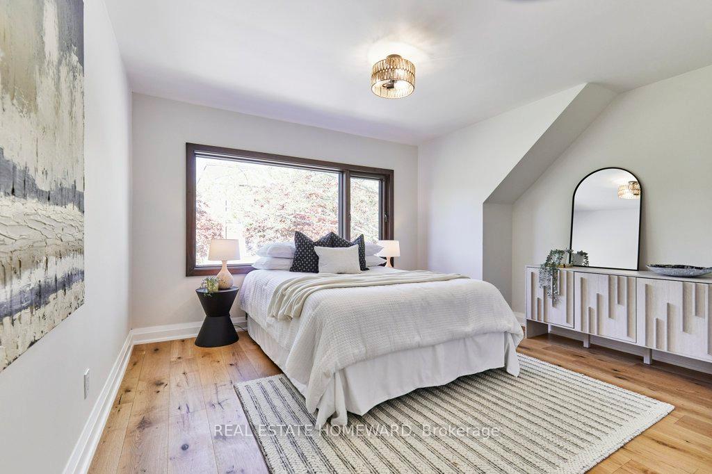 Photo 17 of 359 Scarborough Road, Toronto, The Beaches — HOMEH