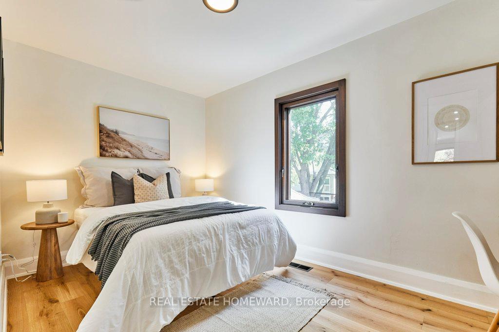 Photo 7 of 359 Scarborough Road, Toronto, The Beaches — HOMEH