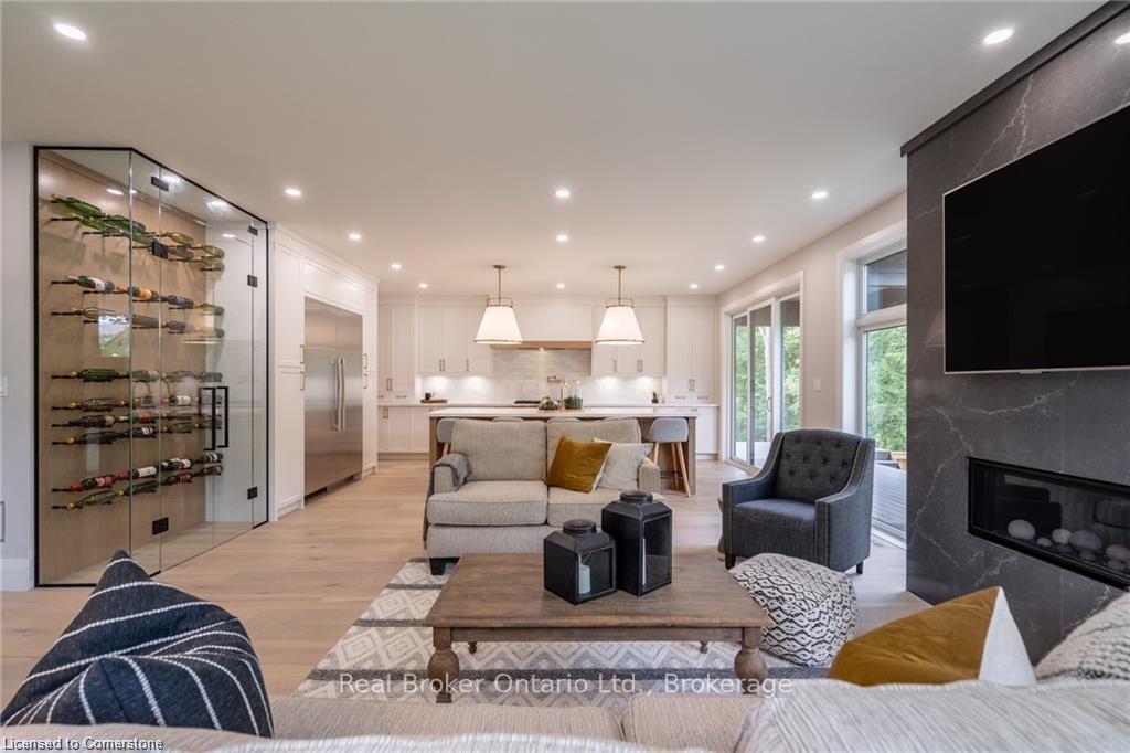 Photo 6 of 262 Robina Road, Hamilton, Ancaster — HOMEH