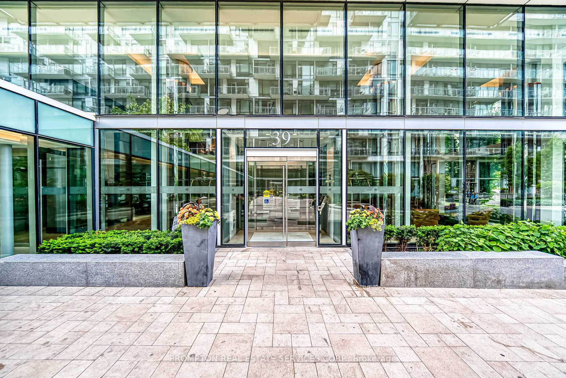 Photo 5 of Unit 503, 39 Queens Quay, Toronto, Waterfront Communities — HOMEH