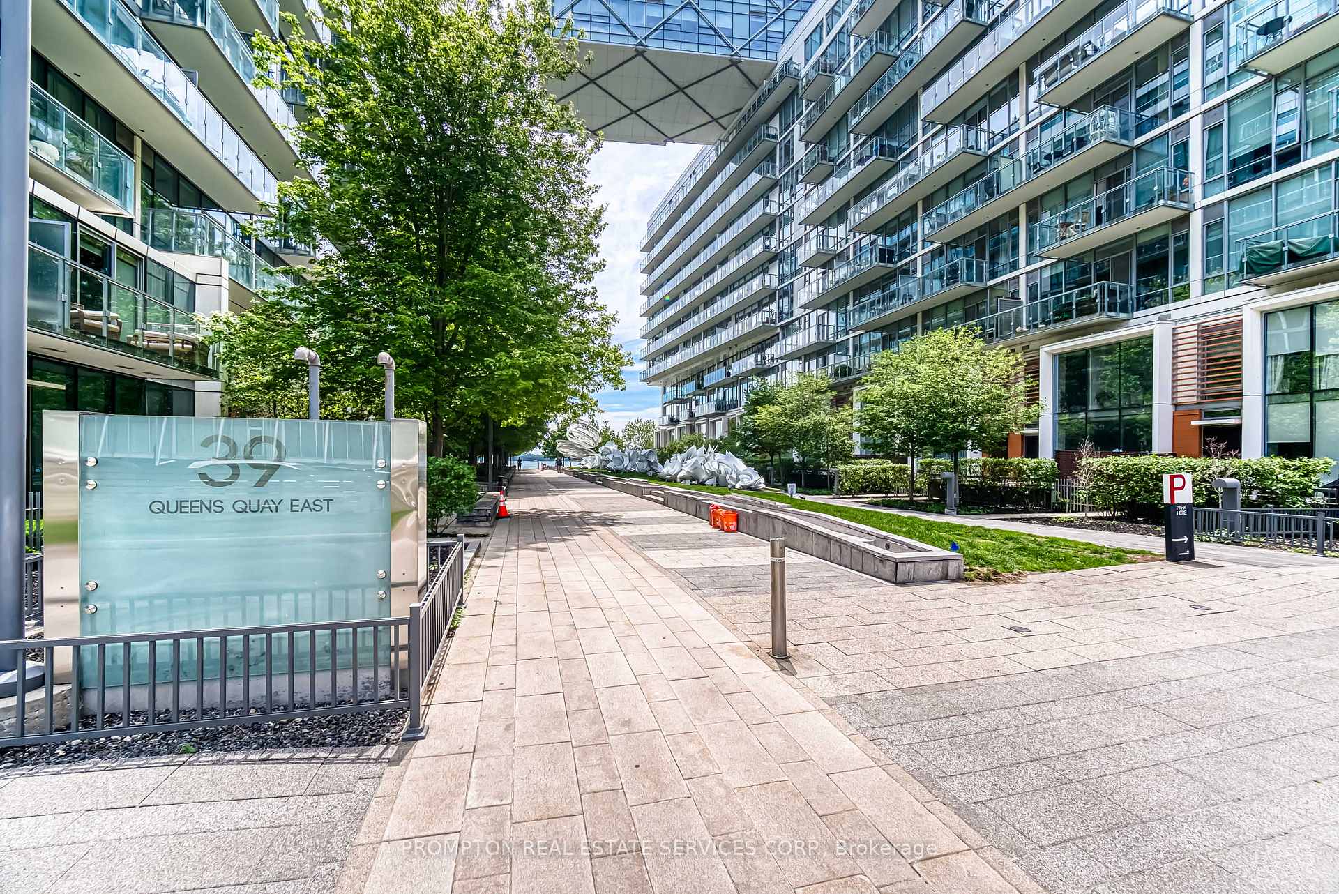 Photo 4 of Unit 503, 39 Queens Quay, Toronto, Waterfront Communities — HOMEH