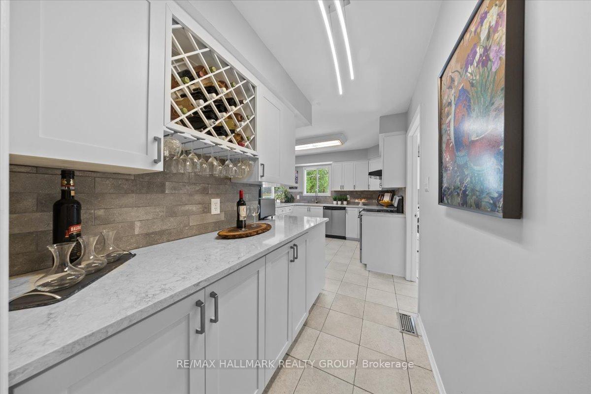 Photo 2 of 3 Crantham Crescent, Ottawa, Stittsville (Central) — HOMEH