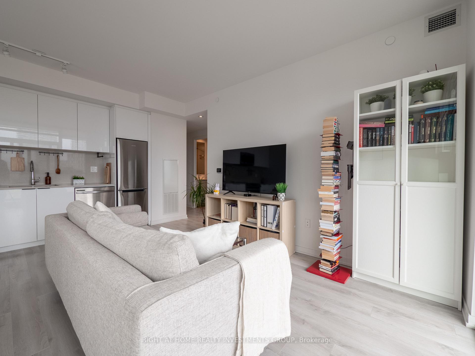 Photo 9 of Unit 712, 50 Power Street, Toronto, Moss Park — HOMEH