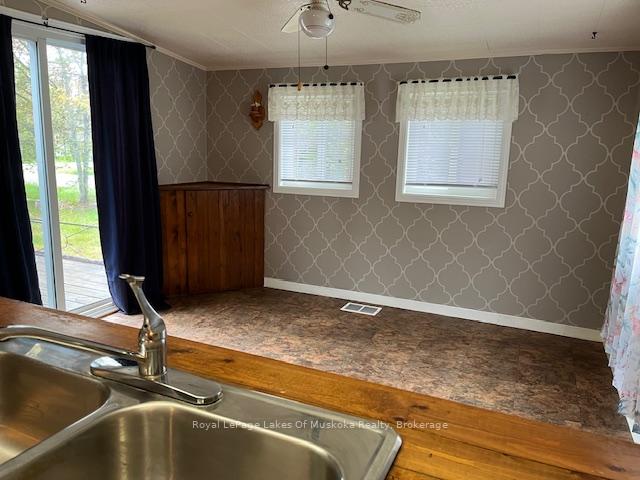 Photo 17 of 24 Regent Street, Kearney — HOMEH