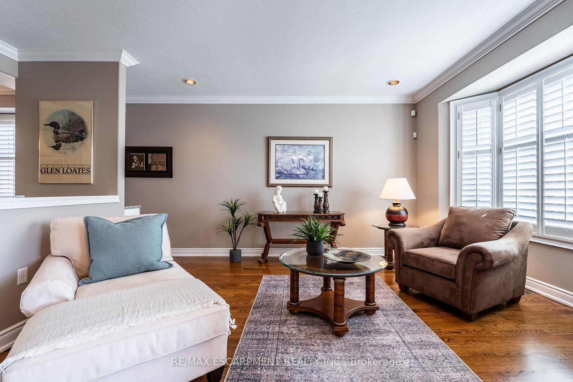 Photo 5 of 18 Bellstone Lane, Hamilton, Rural Glanbrook — HOMEH