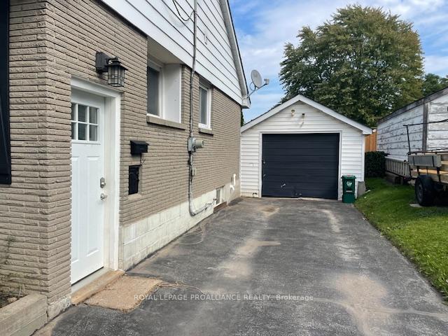 Photo 26 of 385 Dufferin Avenue, Belleville, Belleville Ward — HOMEH