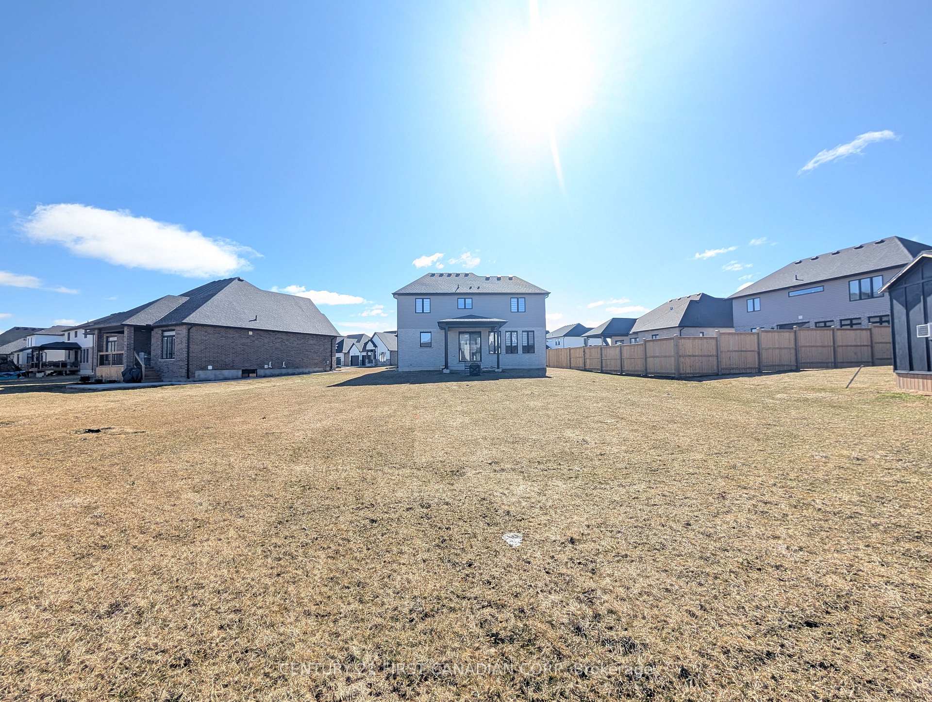 Photo 43 of 135 Aspen Circle, Thames Centre, Thorndale — HOMEH
