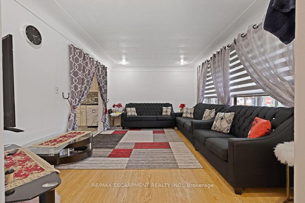 Photo 28 of 71 Montrose Avenue, Hamilton, Rosedale — HOMEH