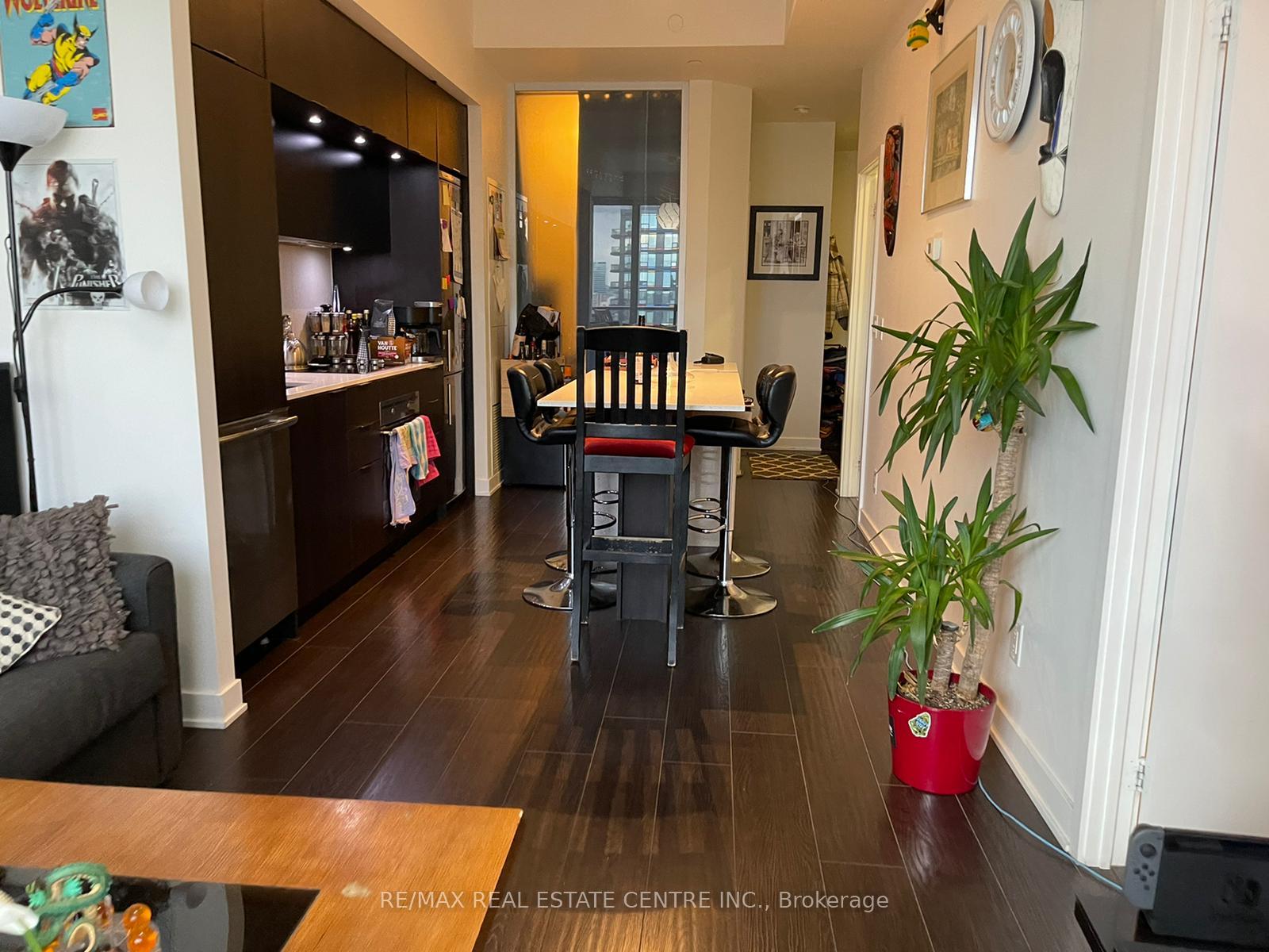 Photo 7 of Unit 2407, 170 Sumach Street, Toronto, Regent Park — HOMEH
