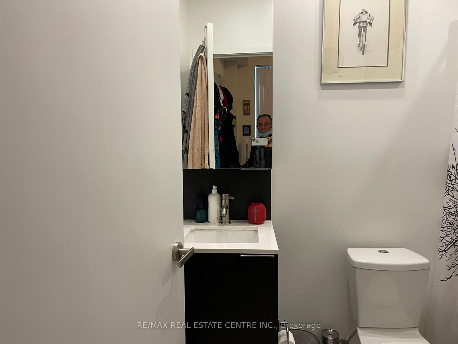 Photo 18 of Unit 2407, 170 Sumach Street, Toronto, Regent Park — HOMEH