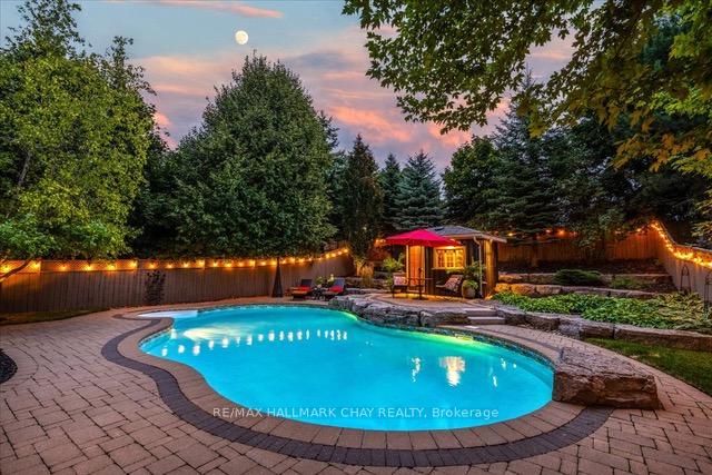 Photo 22 of 15 Cityview Circle, Barrie, Holly — HOMEH
