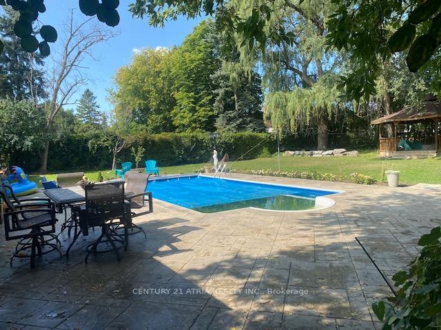 Photo 6 of 71 Laureleaf Road N, Markham, Bayview Glen — HOMEH