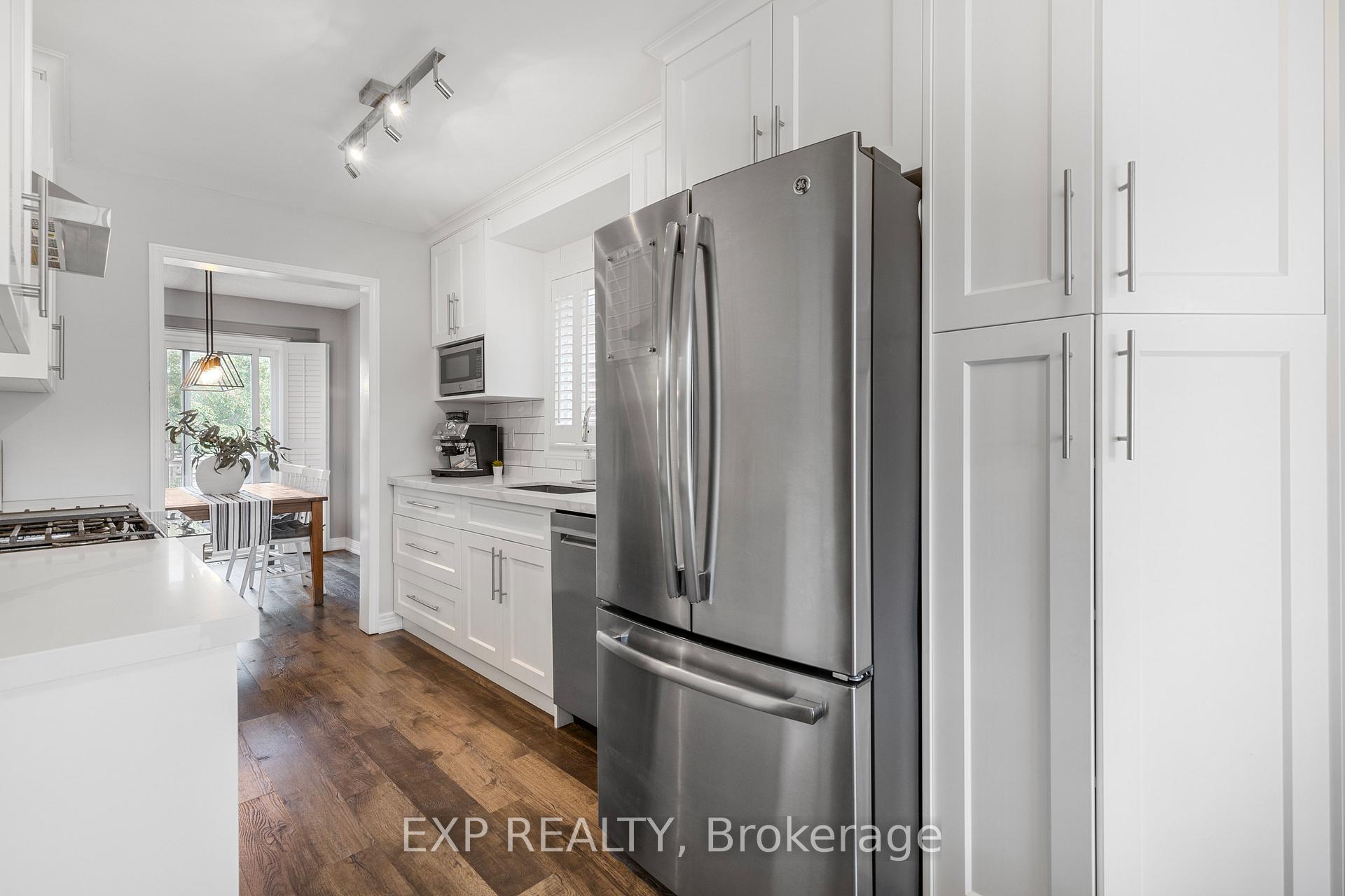Photo 8 of 2213 Hunt Crescent, Burlington, Headon — HOMEH