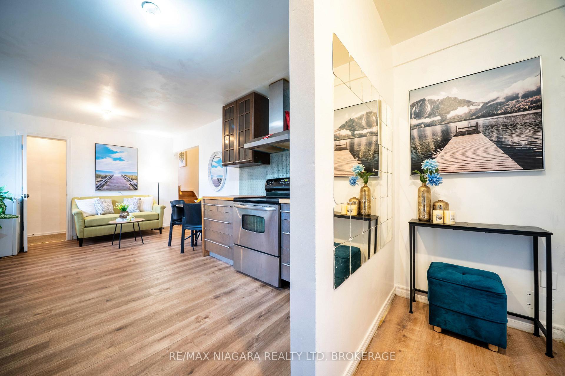 Photo 6 of 225 West 2nd Street, Hamilton, Southam — HOMEH