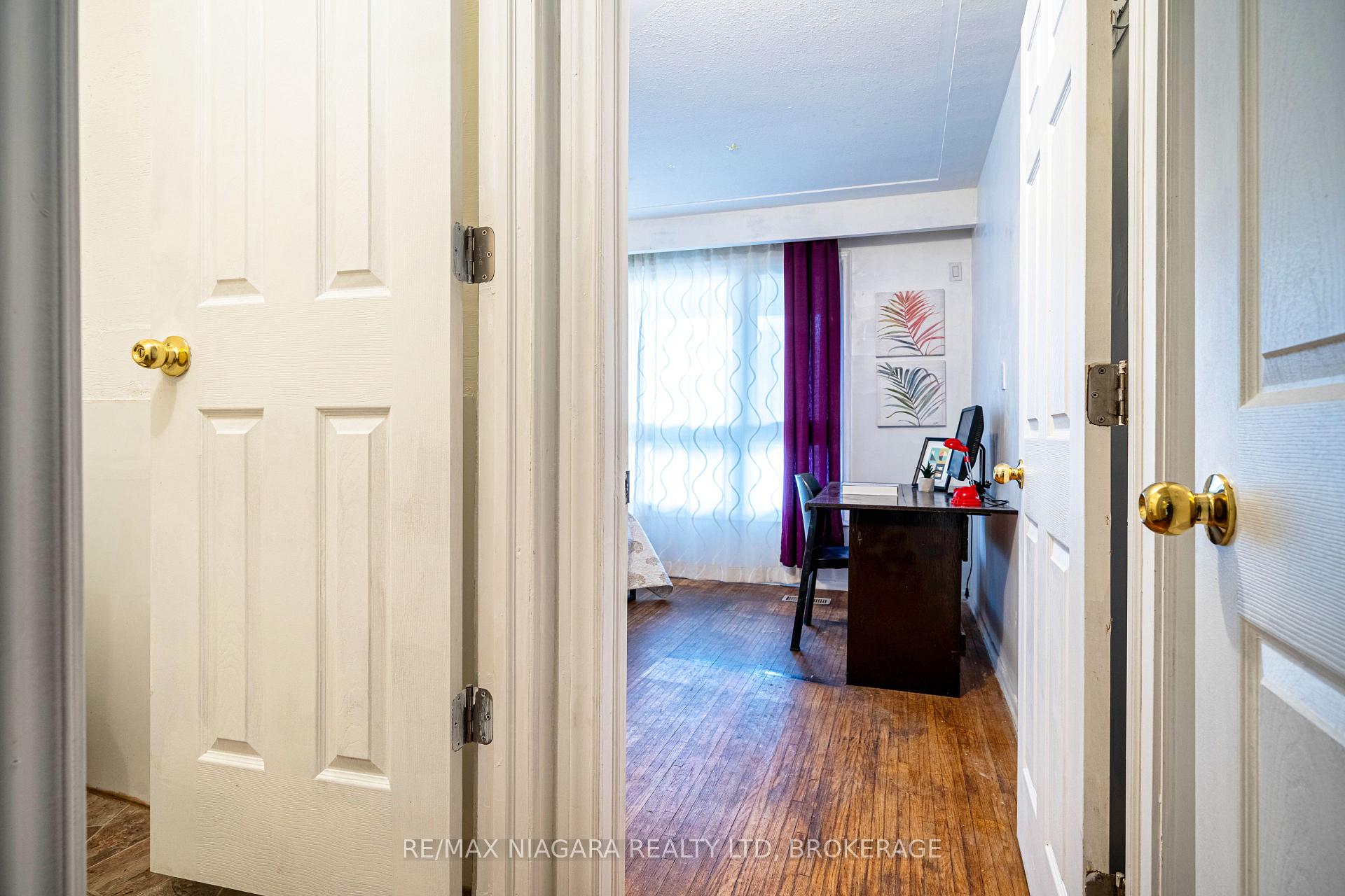Photo 25 of 225 West 2nd Street, Hamilton, Southam — HOMEH