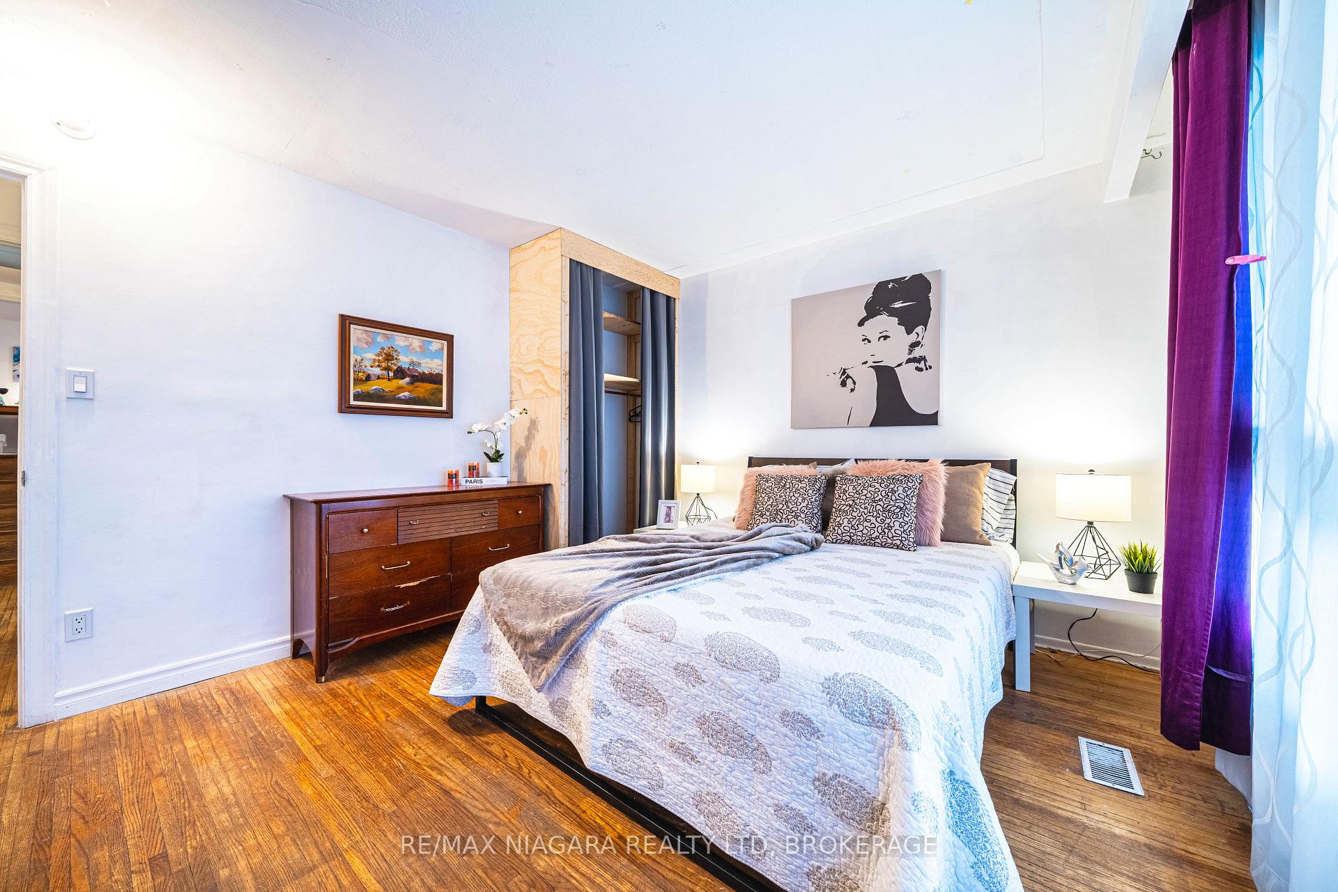 Photo 39 of 225 West 2nd Street, Hamilton, Southam — HOMEH