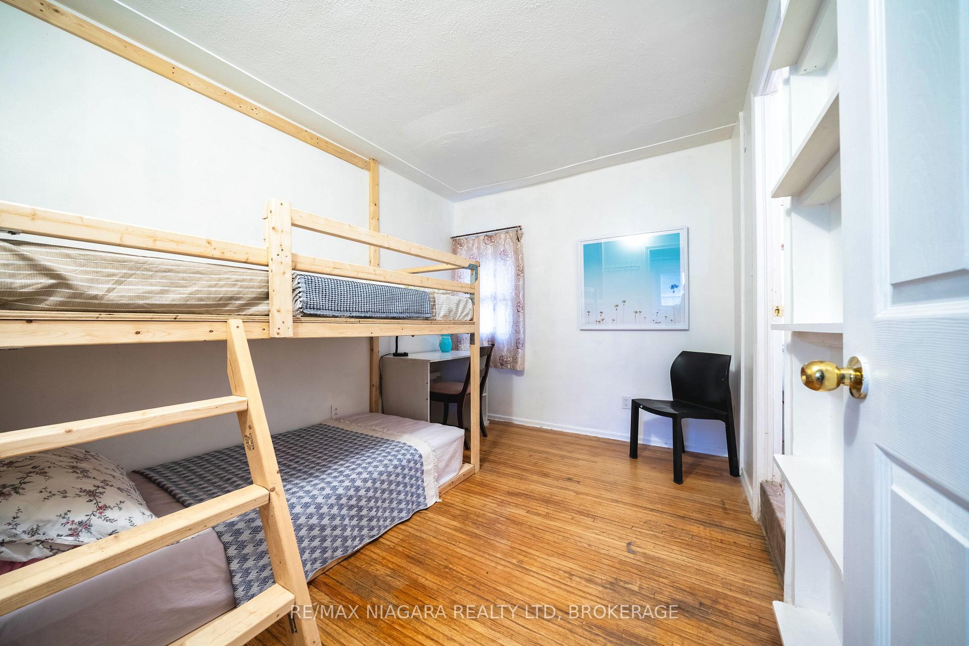 Photo 29 of 225 West 2nd Street, Hamilton, Southam — HOMEH