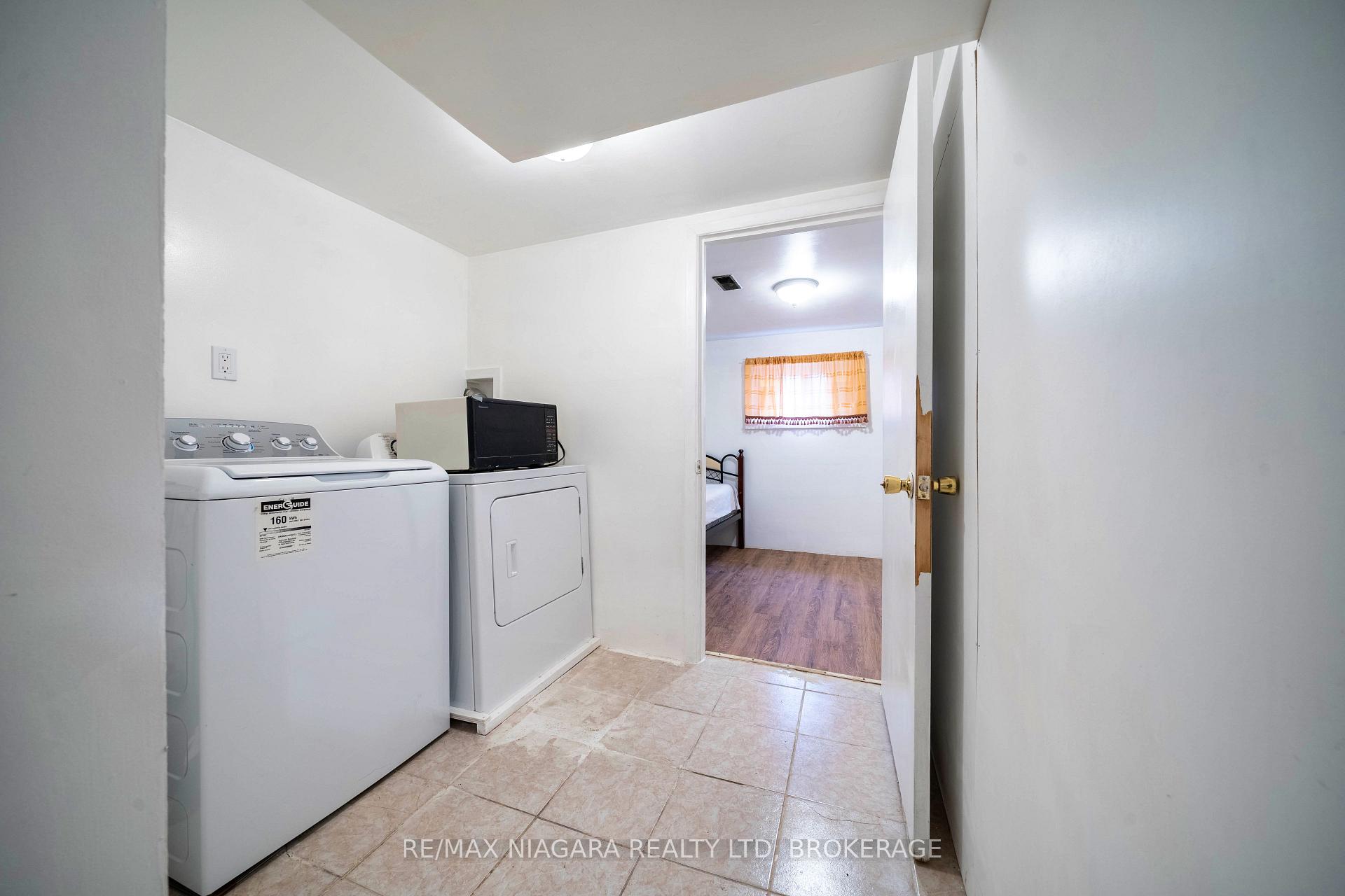 Photo 19 of 225 West 2nd Street, Hamilton, Southam — HOMEH