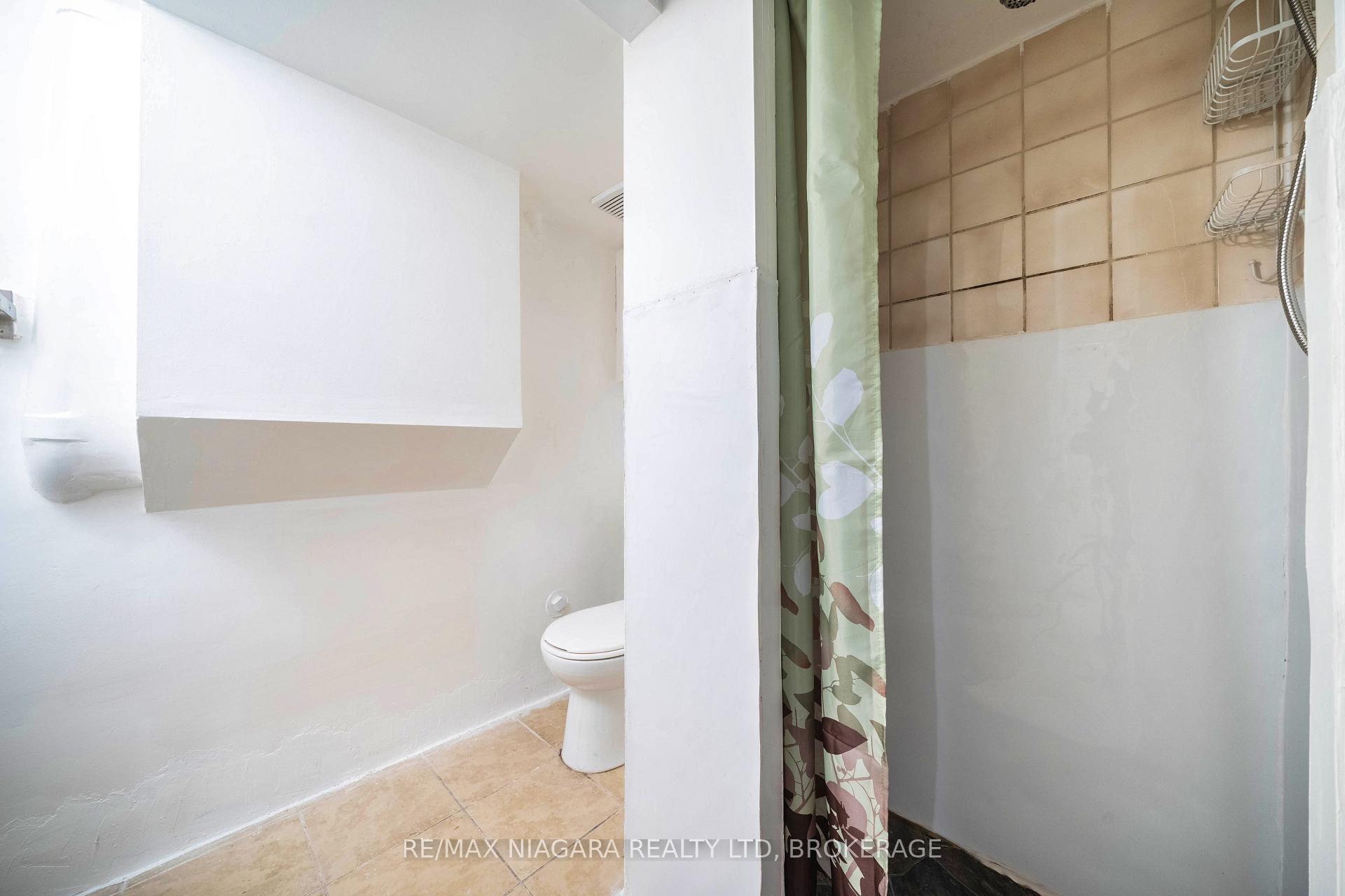 Photo 26 of 225 West 2nd Street, Hamilton, Southam — HOMEH