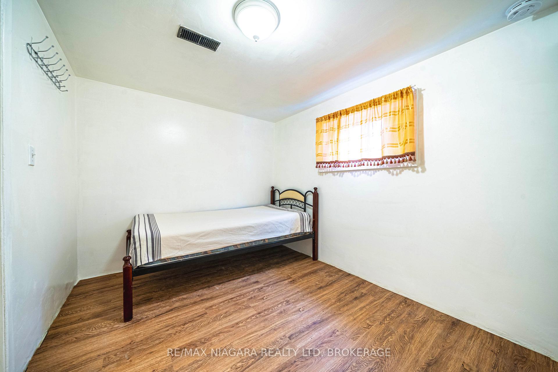 Photo 27 of 225 West 2nd Street, Hamilton, Southam — HOMEH
