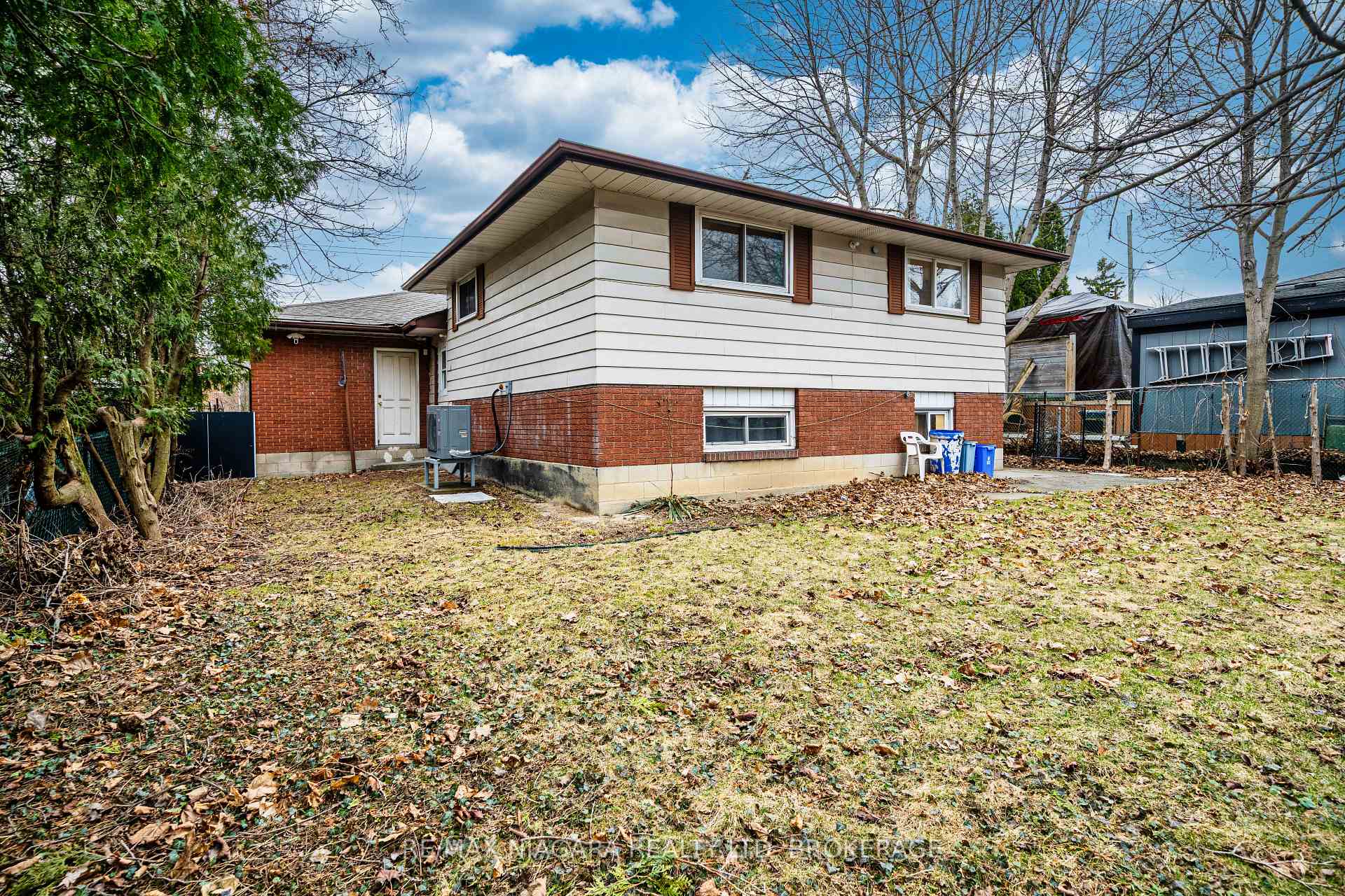 Photo 43 of 225 West 2nd Street, Hamilton, Southam — HOMEH