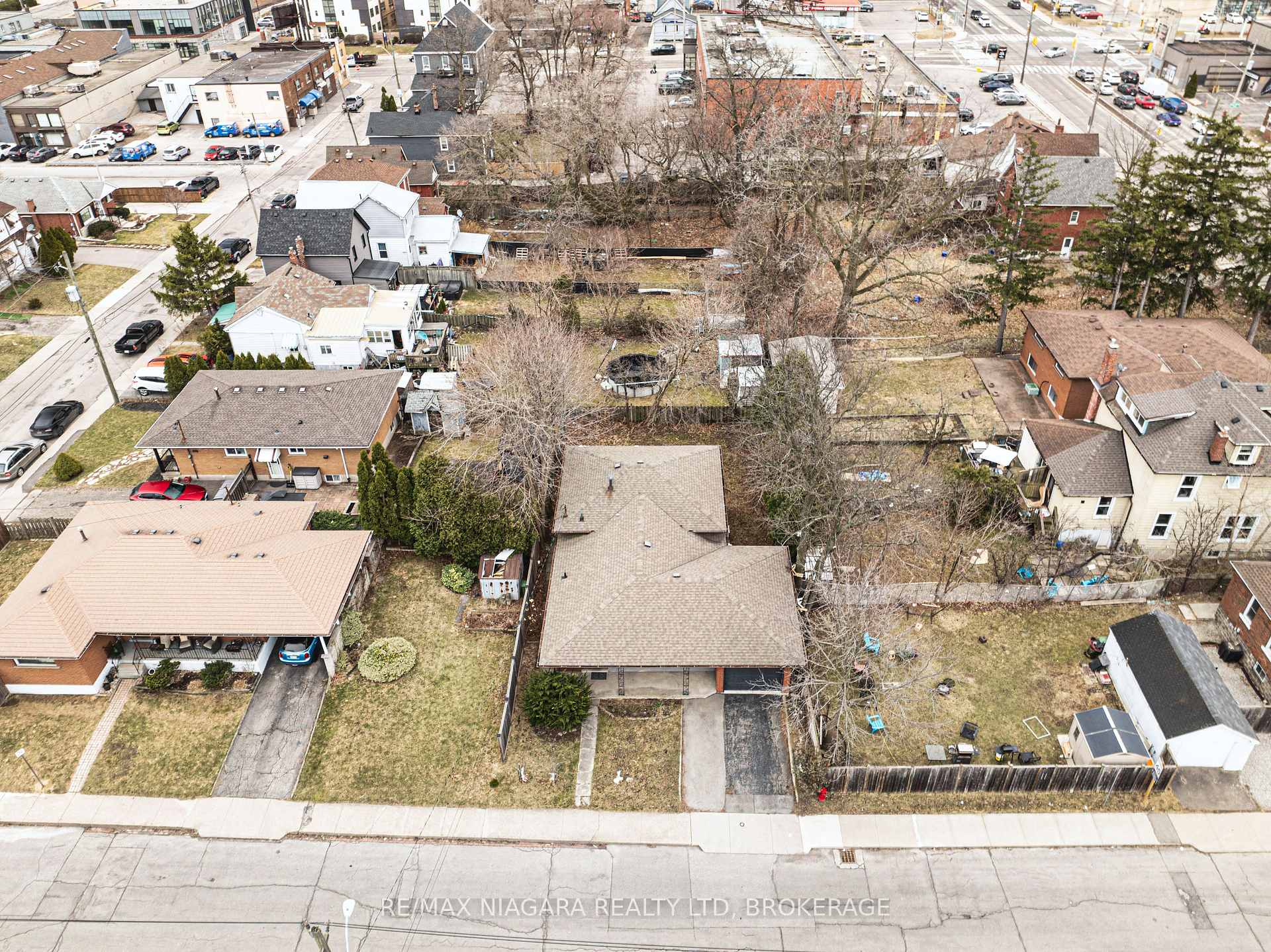 Photo 44 of 225 West 2nd Street, Hamilton, Southam — HOMEH