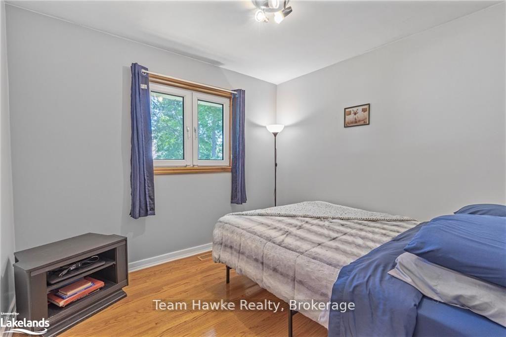 Photo 11 of 1002 Hugel Avenue, Midland — HOMEH