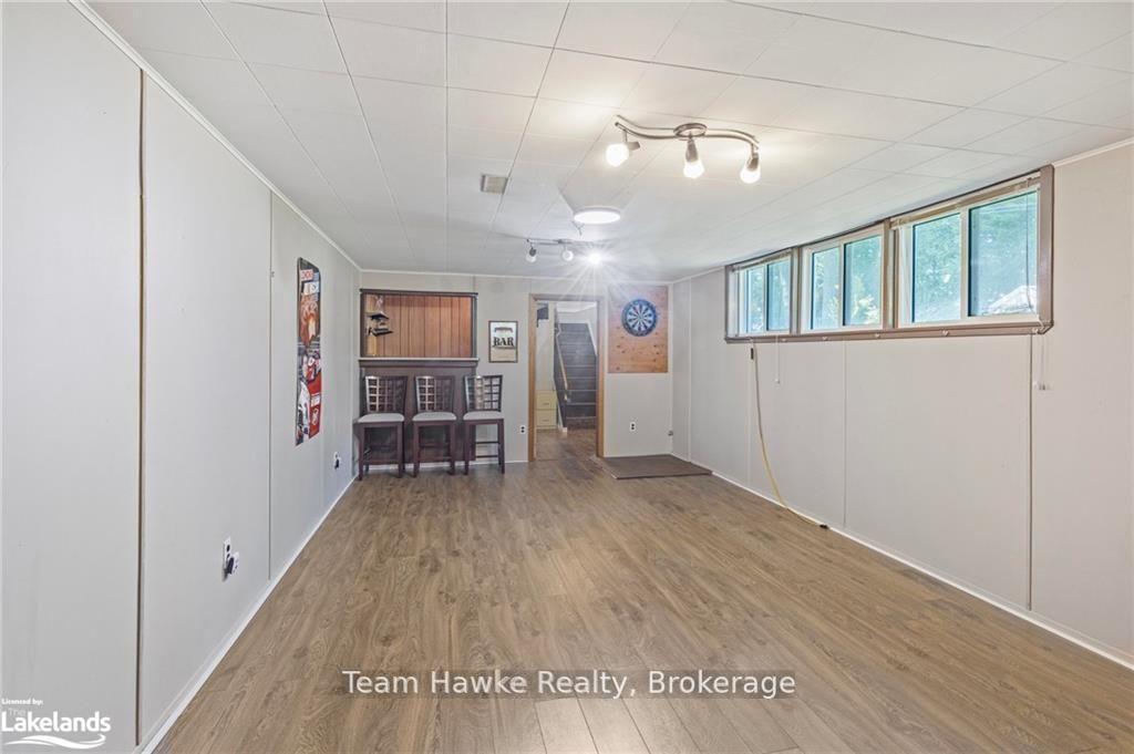 Photo 25 of 1002 Hugel Avenue, Midland — HOMEH