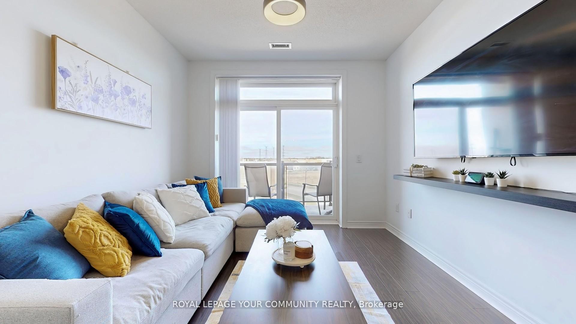 Photo 6 of Unit 321, 39 New Delhi Drive, Markham, Cedarwood — HOMEH