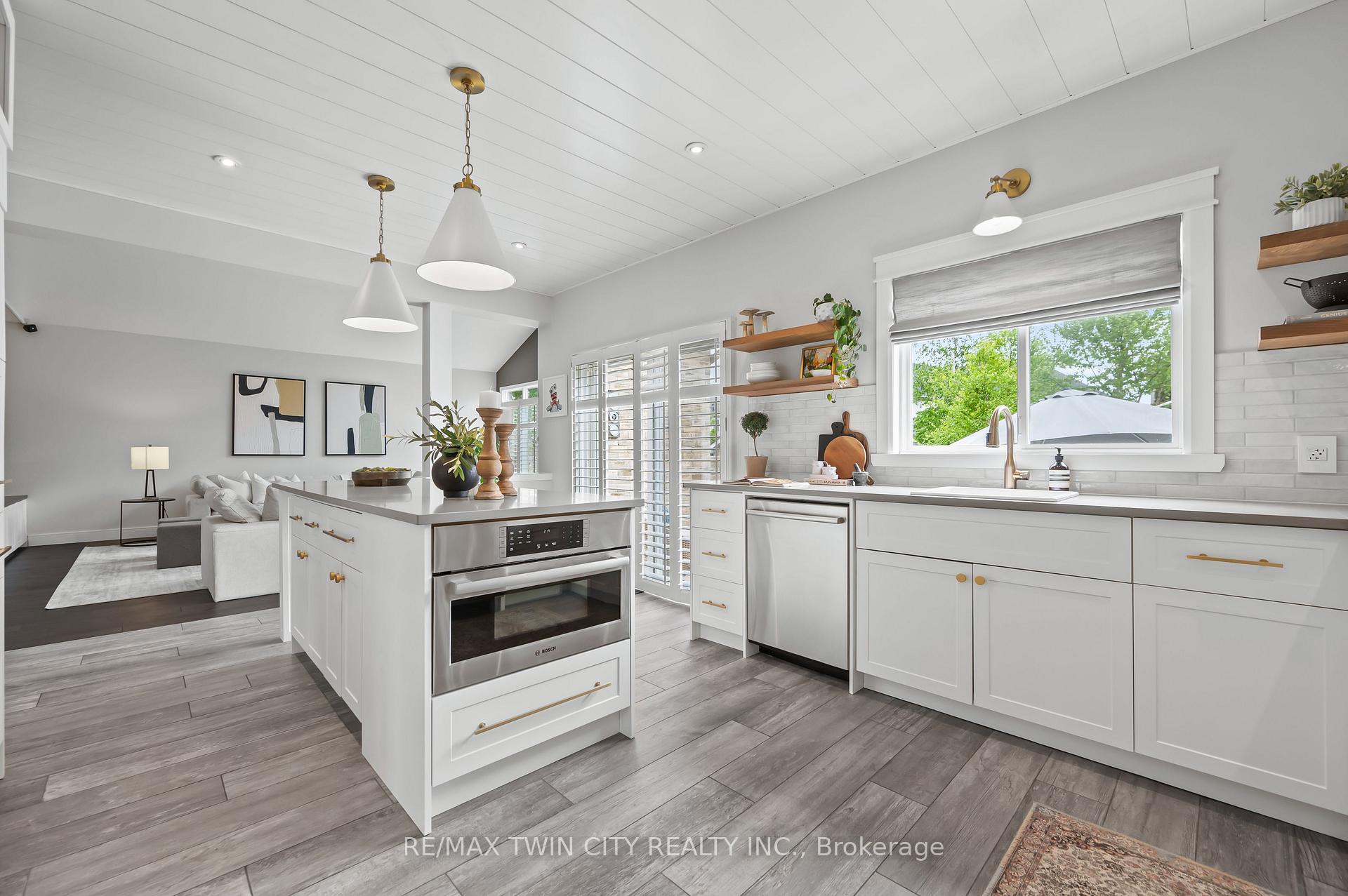 Photo 22 of 242 Waterbend Crescent, Kitchener — HOMEH