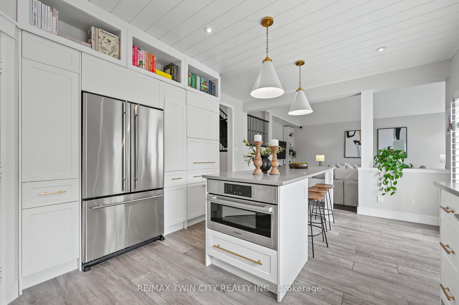 Photo 13 of 242 Waterbend Crescent, Kitchener — HOMEH