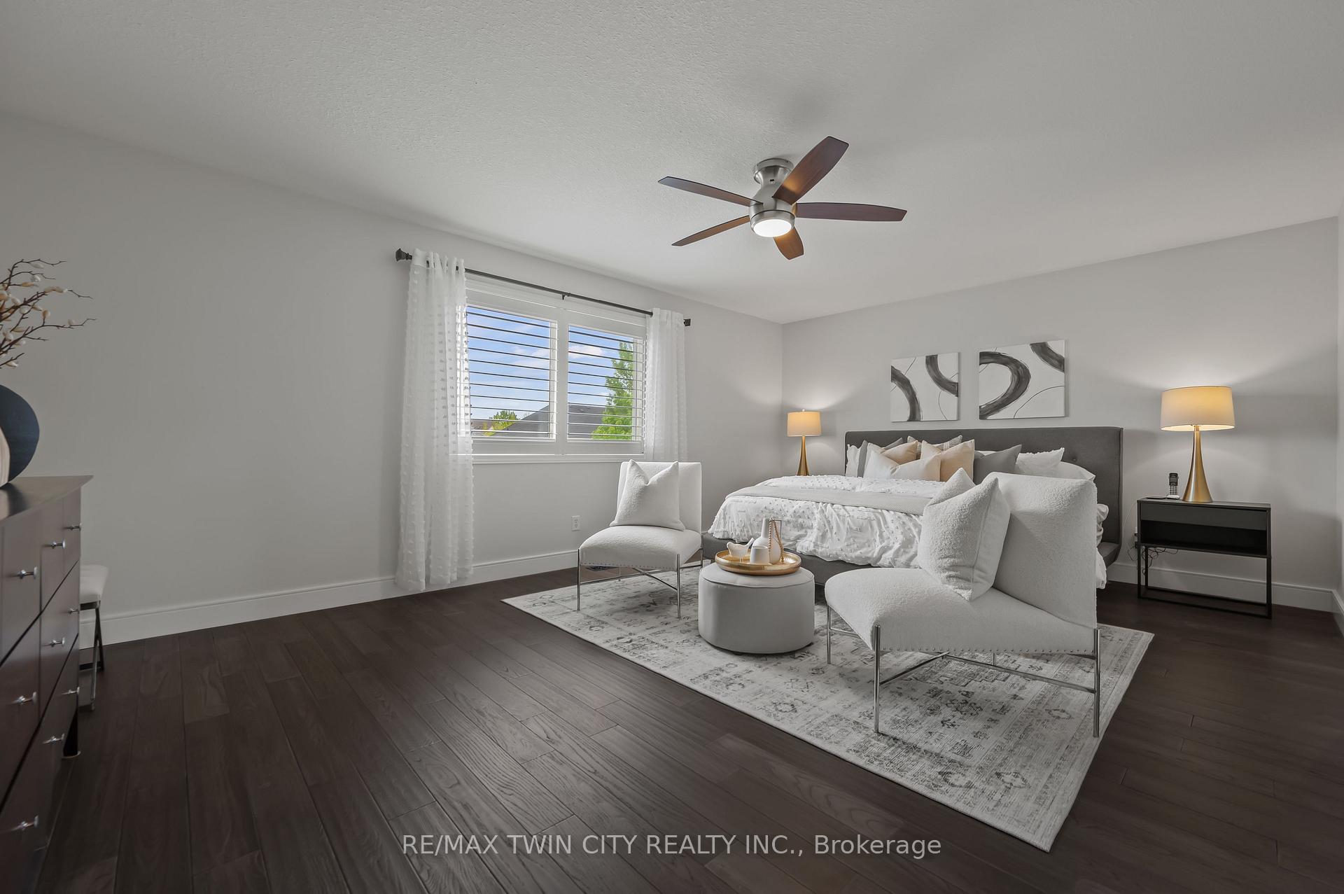 Photo 17 of 242 Waterbend Crescent, Kitchener — HOMEH